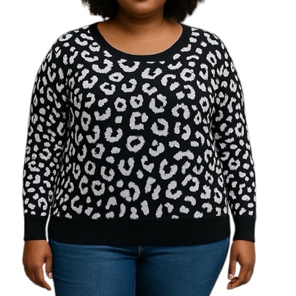 Torrid 1 Black White Leopard Print Crewneck Sweater Chic Trendy 100% Cotton